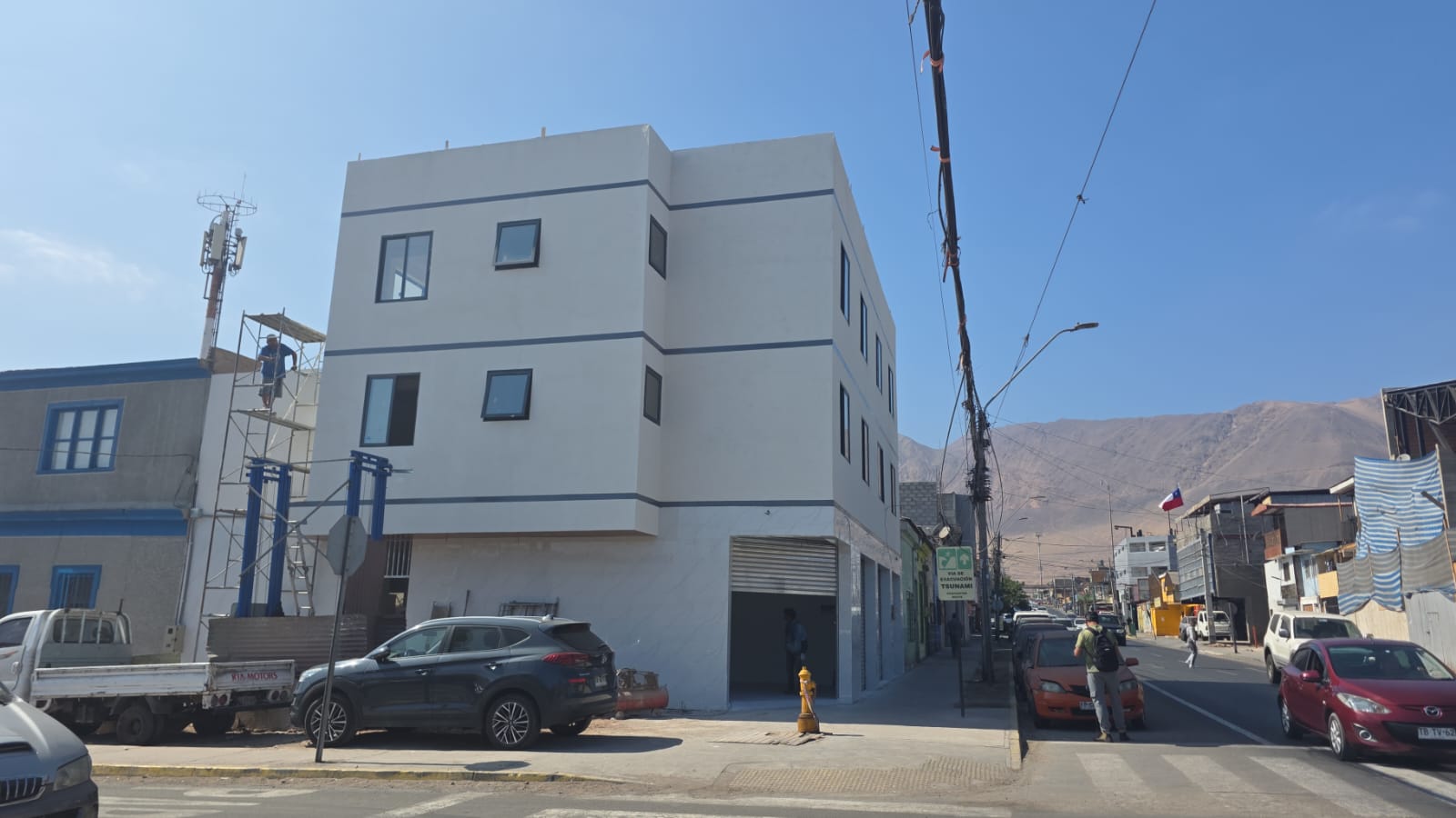 Locales Comerciales y Hostal de la Calle Barros Arana con Soto Mayor